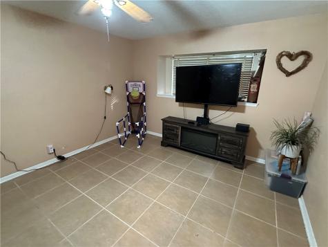 1702 Santa Cecilia Drive Kingsville TX 78363
