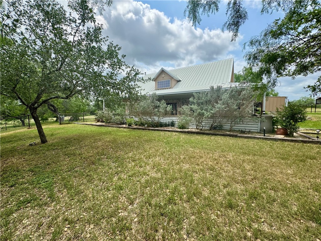 571 Fm 799 George West TX 78022