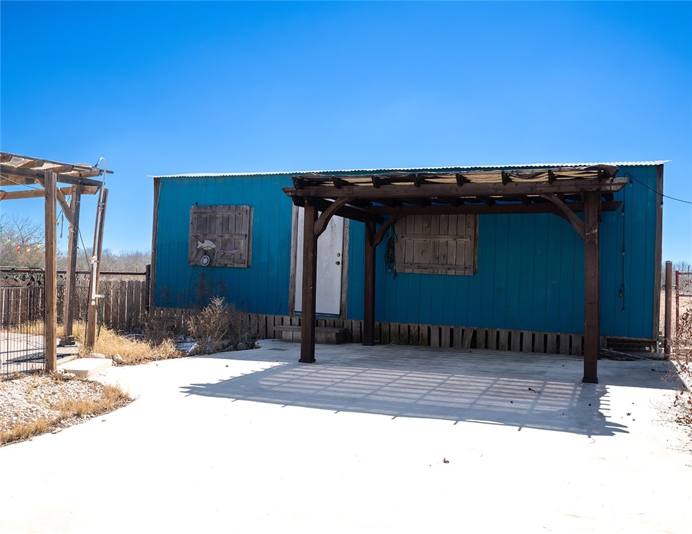 571 Fm 799 George West TX 78022