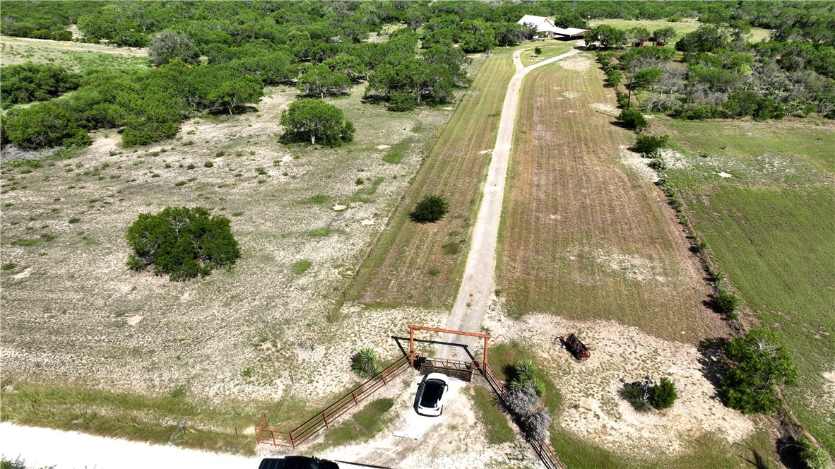 571 Fm 799 George West TX 78022