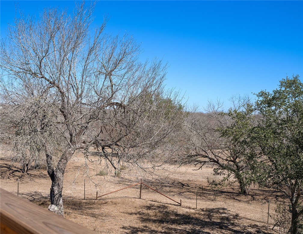 571 Fm 799 George West TX 78022