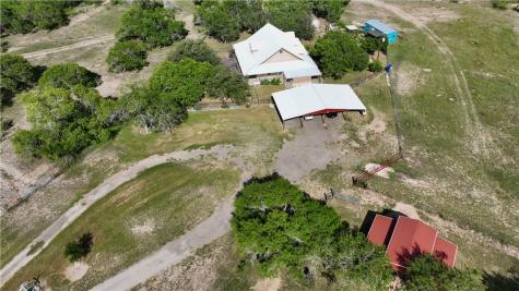571 Fm 799 George West TX 78022