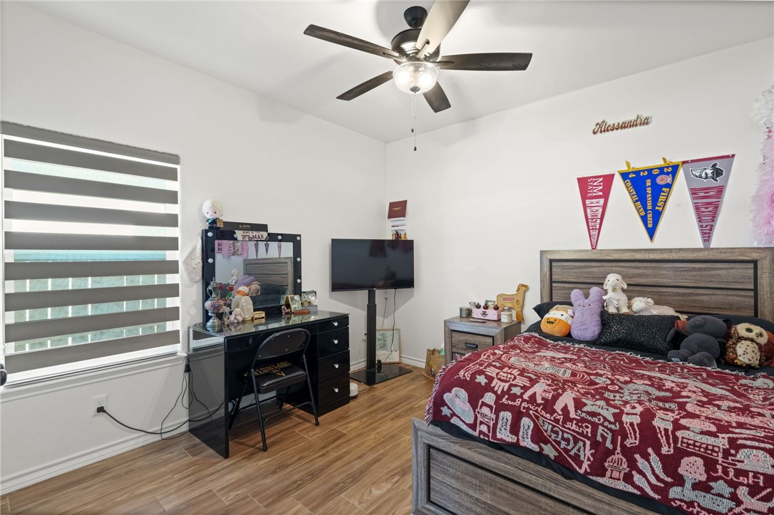 11526 S Creek Drive Corpus Christi TX 78410