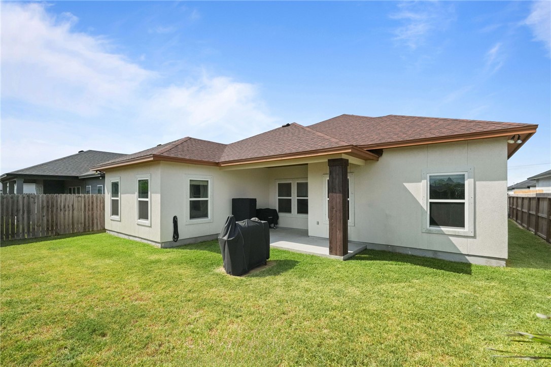 11526 S Creek Drive Corpus Christi TX 78410