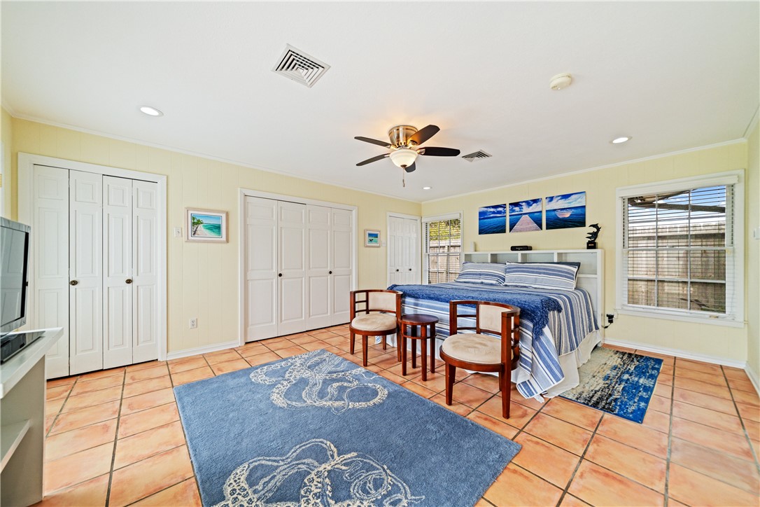 429 Bermuda Place Corpus Christi TX 78411