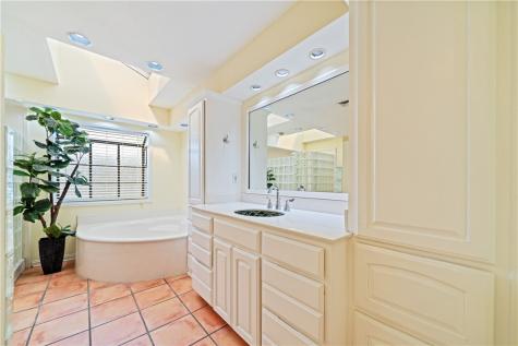 429 Bermuda Place Corpus Christi TX 78411