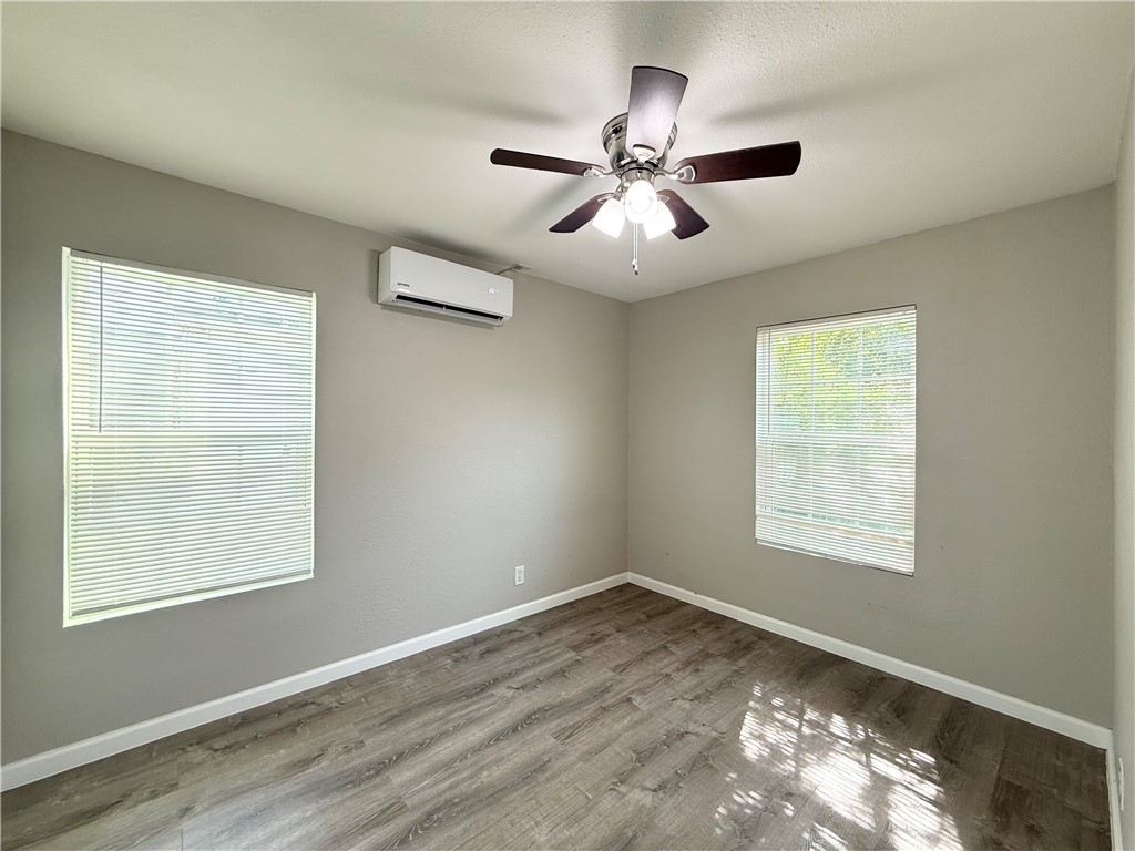 1109 Manchester Avenue Corpus Christi TX 78407