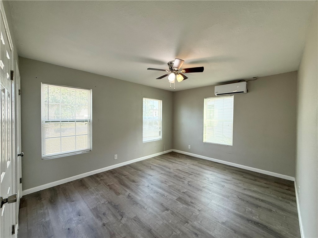 1109 Manchester Avenue Corpus Christi TX 78407