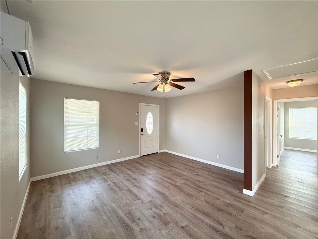 1109 Manchester Avenue Corpus Christi TX 78407