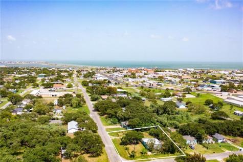518 N Racine Street Rockport TX 78382