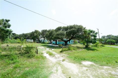 518 N Racine Street Rockport TX 78382