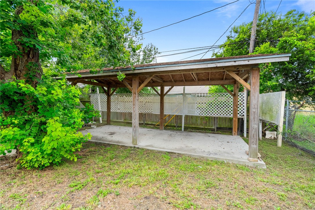 2133 Harvard Street Corpus Christi TX 78416