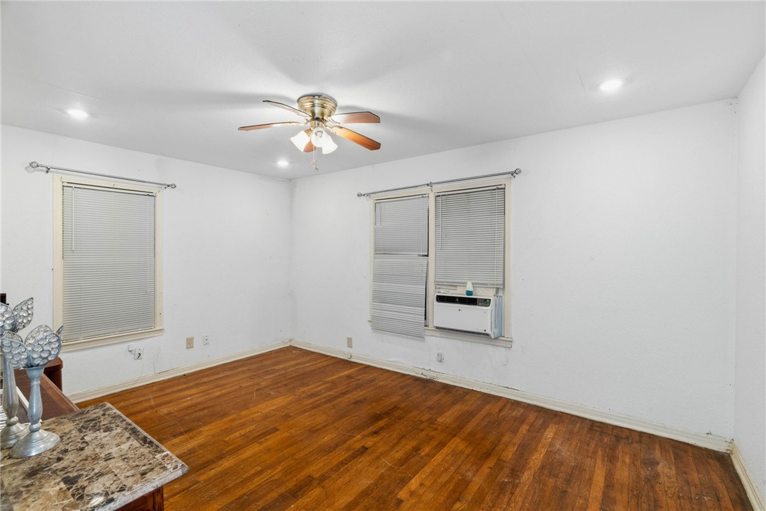 2133 Harvard Street Corpus Christi TX 78416