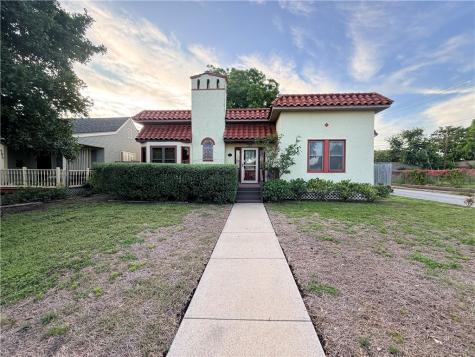 402 Clifford Street Corpus Christi TX 78404