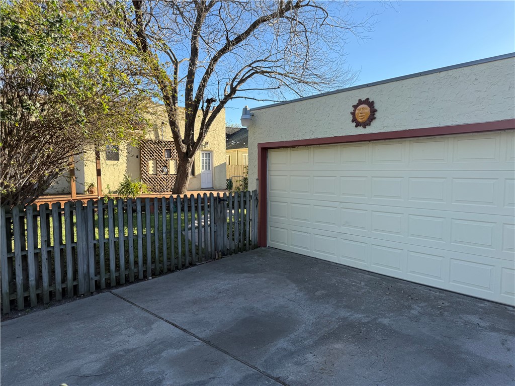 402 Clifford Street Corpus Christi TX 78404