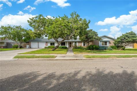 318 Seco Drive Portland TX 78374