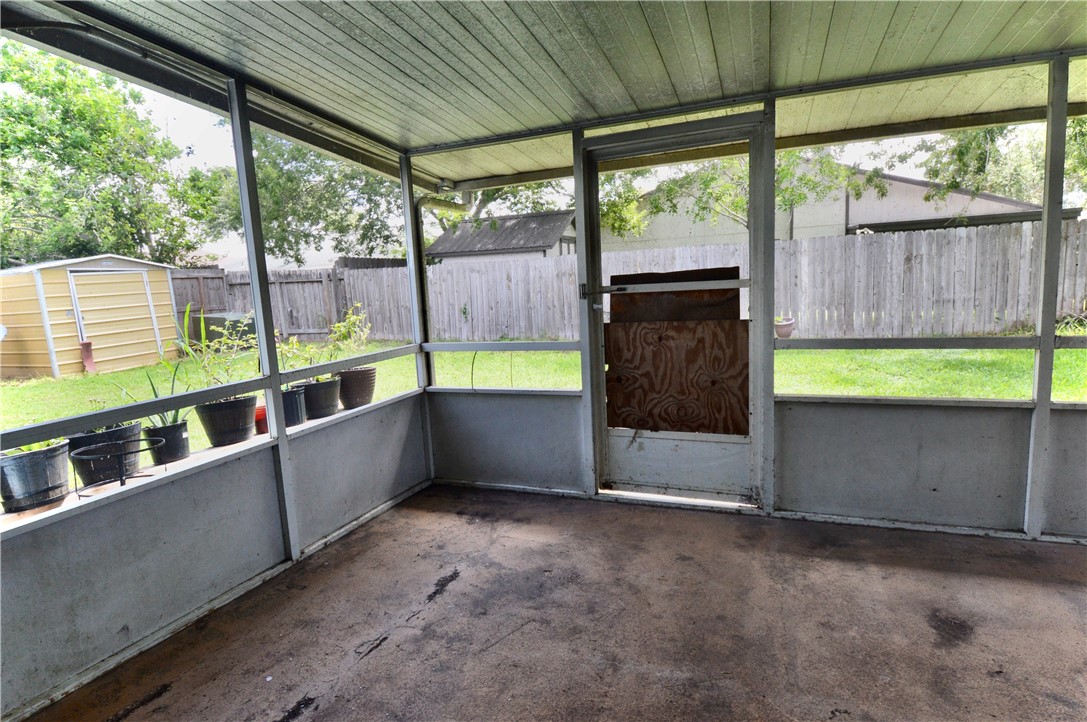 965 Raven Street Corpus Christi TX 78418