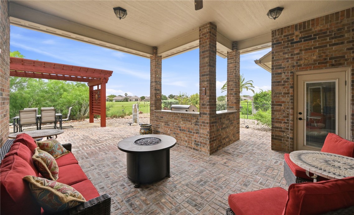 6410 Coronation Drive Corpus Christi TX 78414