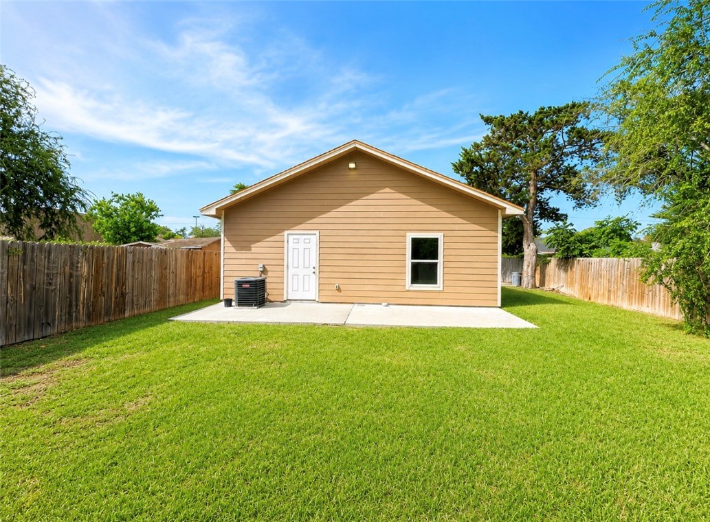 207 Edwards Street Corpus Christi TX 78404