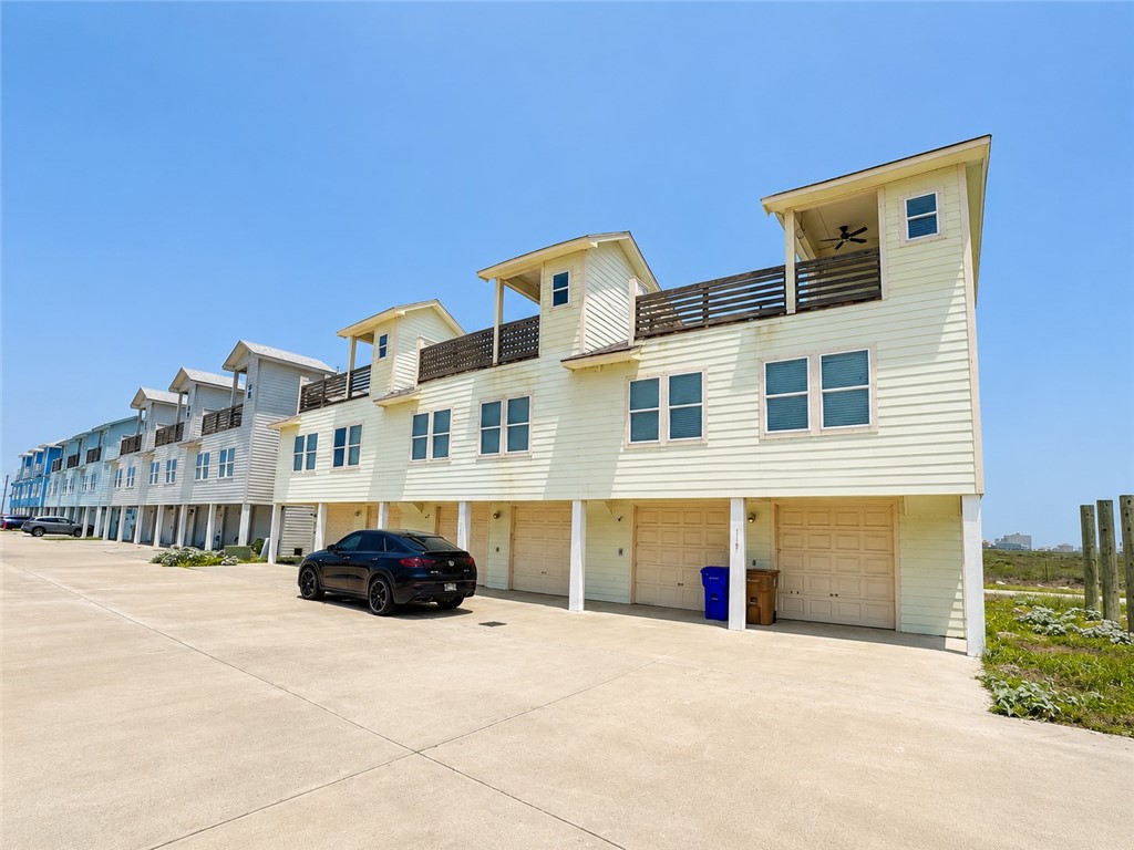 122 W Palm Beach Drive Port Aransas TX 78373