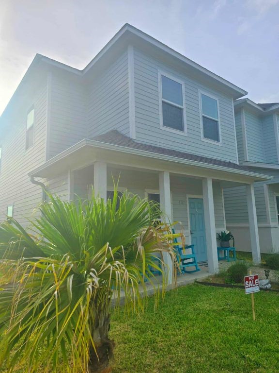 132 Lavaca Rockport TX 78382