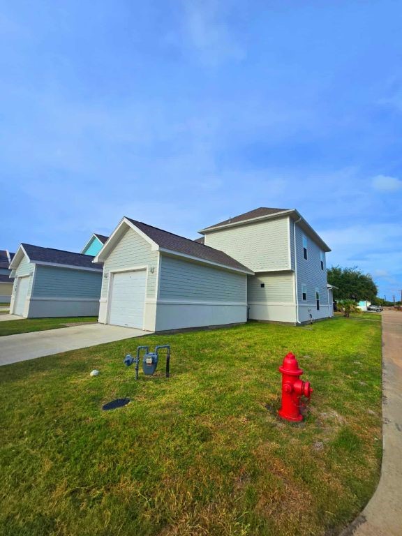 132 Lavaca Rockport TX 78382