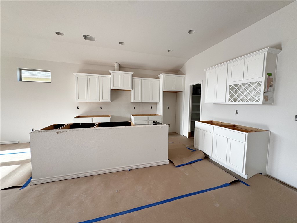 2714 Lady Andrea Corpus Christi TX 78415