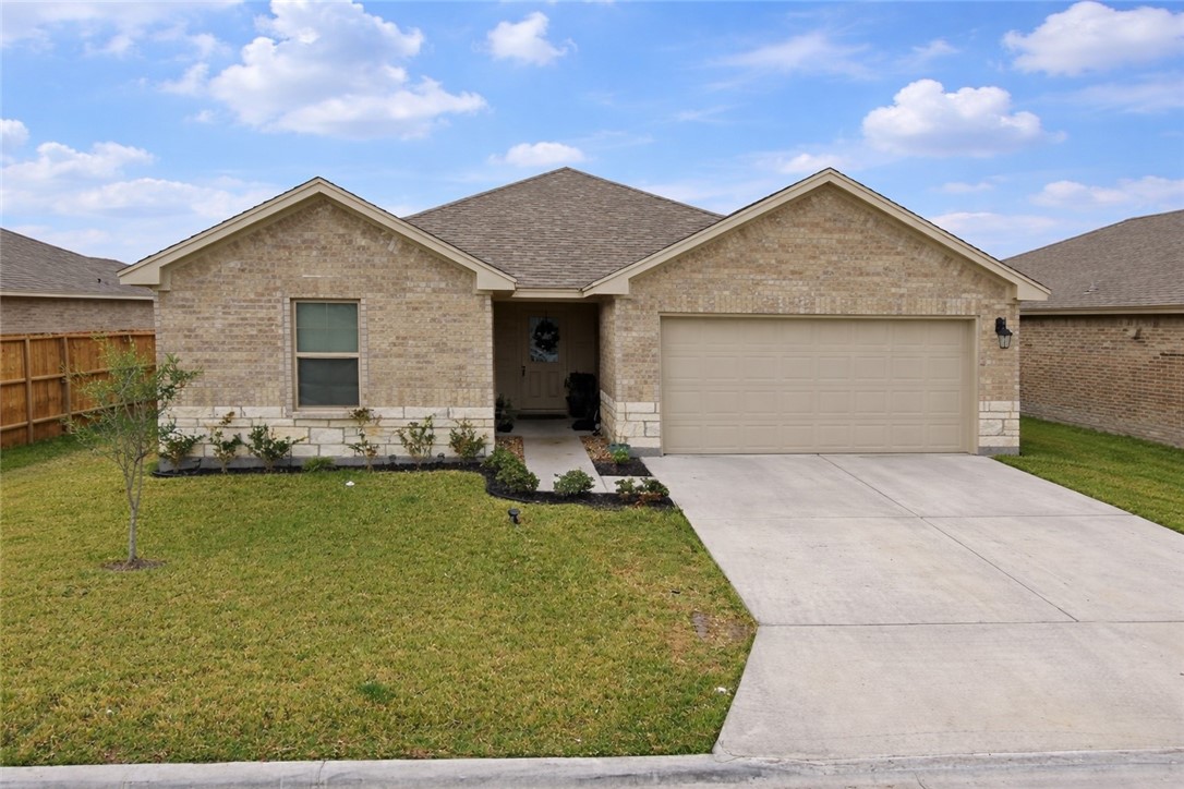 2733 Eltonne Gardens Drive Corpus Christi TX 78415