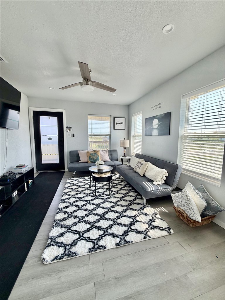 377 W Misty Oak Lane Rockport TX 78382