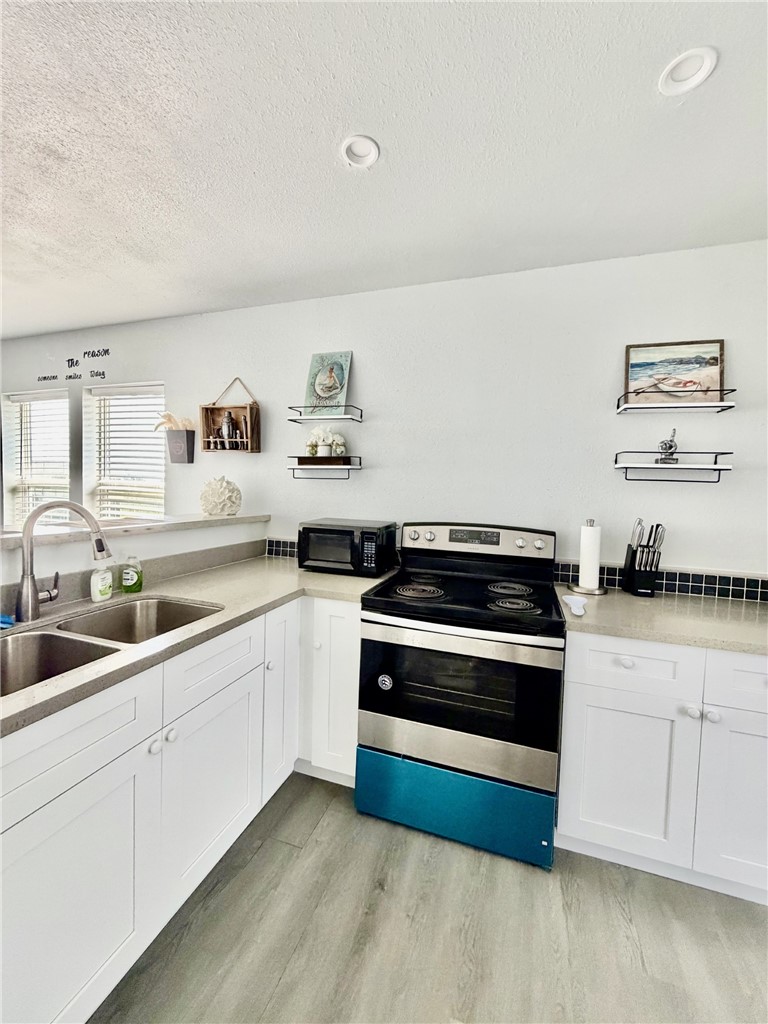 377 W Misty Oak Lane Rockport TX 78382