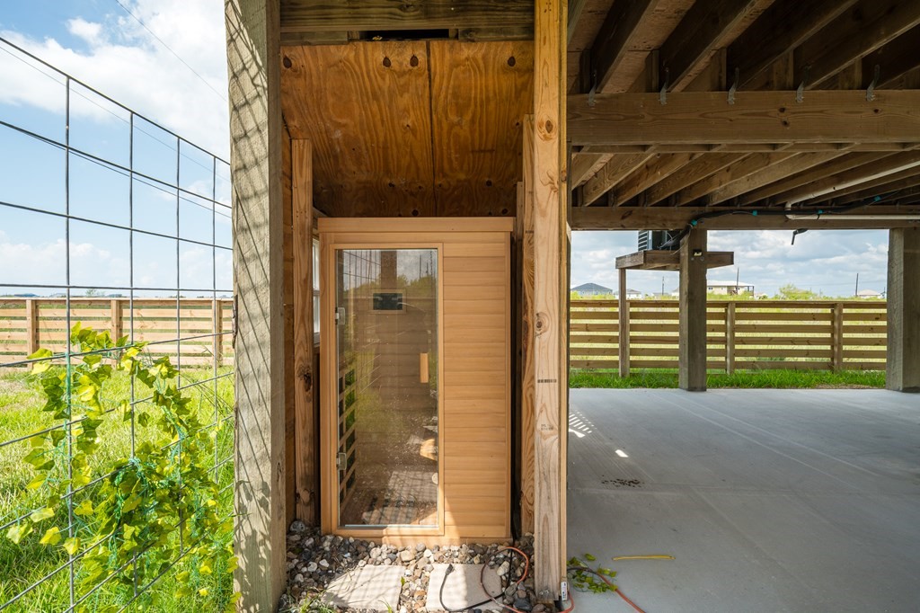 377 W Misty Oak Lane Rockport TX 78382