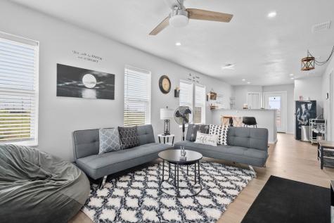 377 W Misty Oak Lane Rockport TX 78382