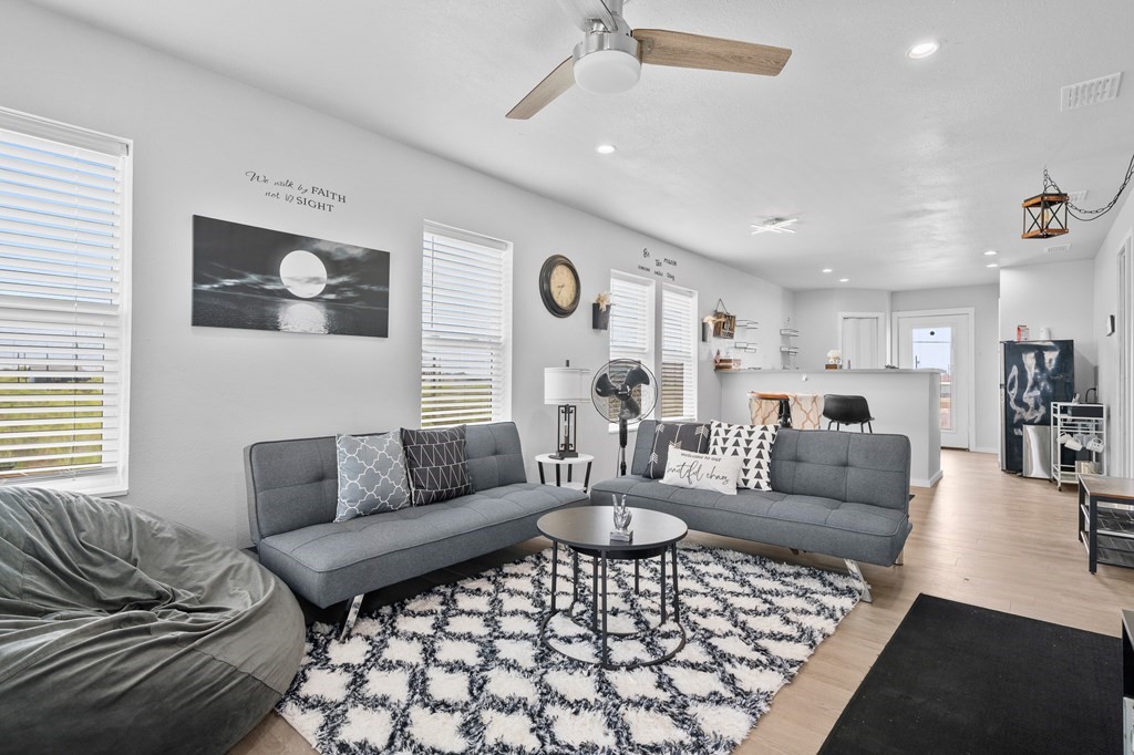 377 W Misty Oak Lane Rockport TX 78382
