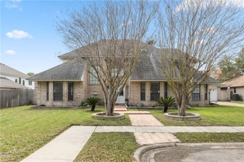4725 Schwerin Lake Drive Corpus Christi TX 78413