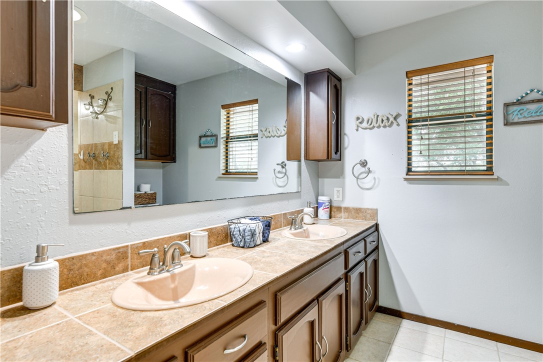 1522-1524 16th Street Rockport TX 78382