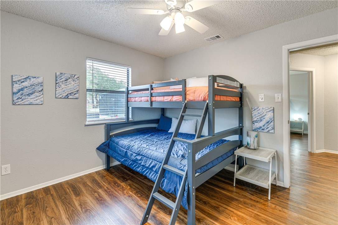 1522-1524 16th Street Rockport TX 78382