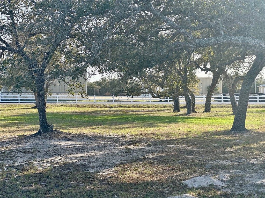 1522-1524 16th Street Rockport TX 78382