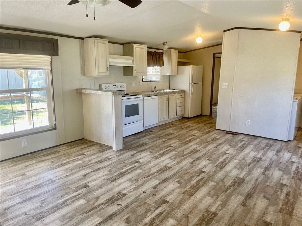 1522-1524 16th Street Rockport TX 78382