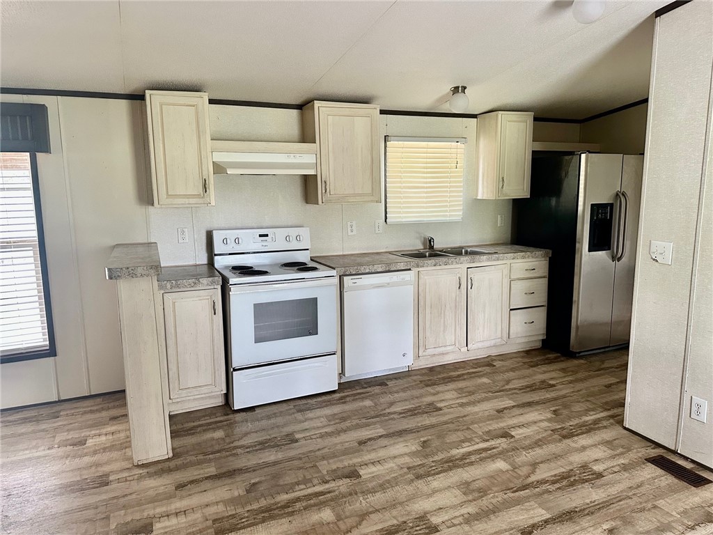 1522-1524 16th Street Rockport TX 78382