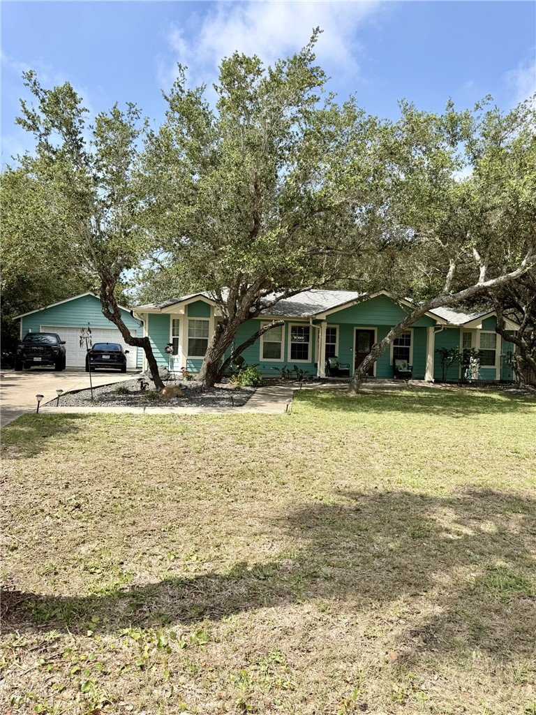 106 El Cid Drive Rockport TX 78382