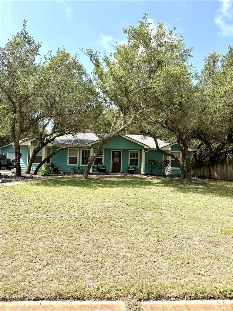 106 El Cid Drive Rockport TX 78382