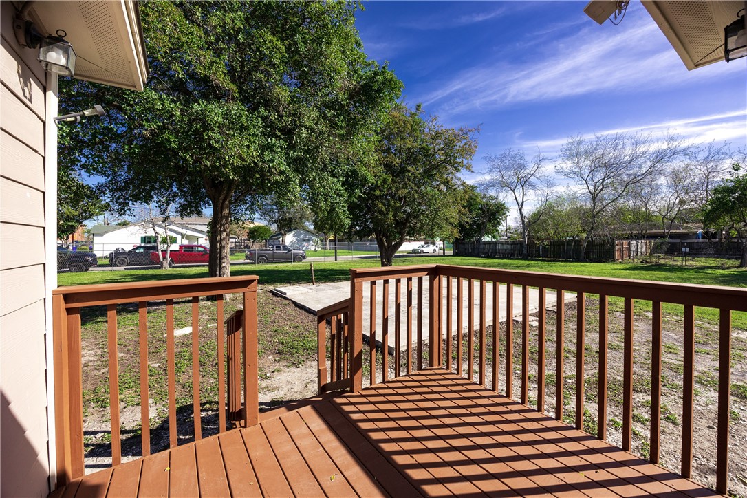 2407 Mary Street Corpus Christi TX 78405