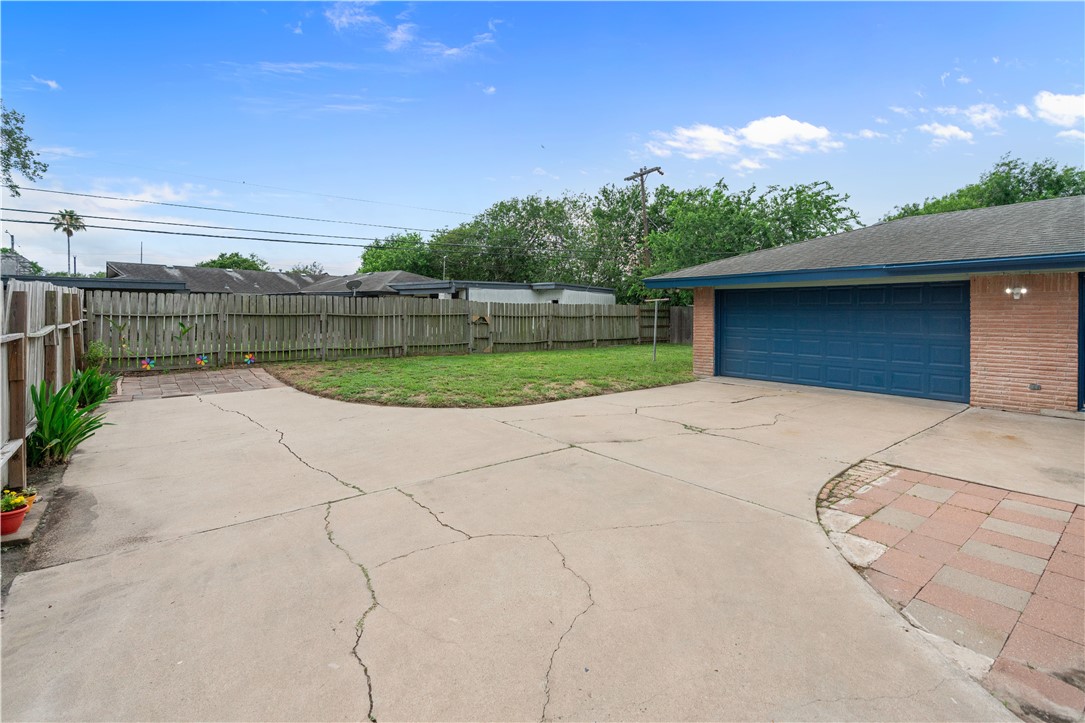 4021 Tripoli Drive Corpus Christi TX 78411