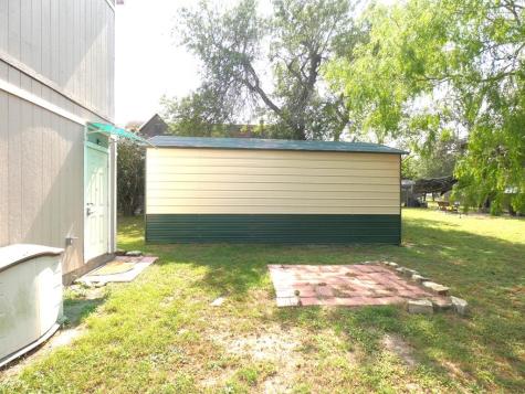 911 E Steiner Street Beeville TX 78102