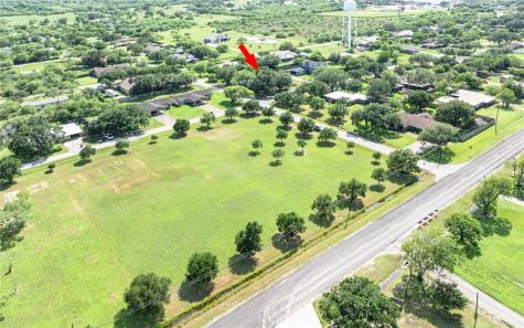 1206 Johnson Street Woodsboro TX 78393