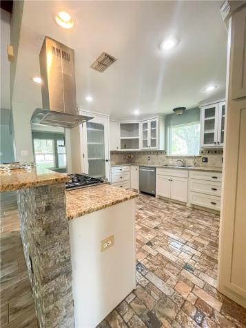 1206 Johnson Street Woodsboro TX 78393