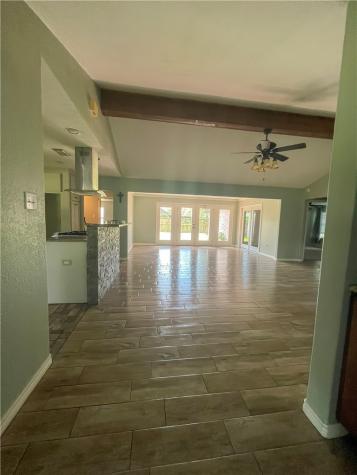 1206 Johnson Street Woodsboro TX 78393