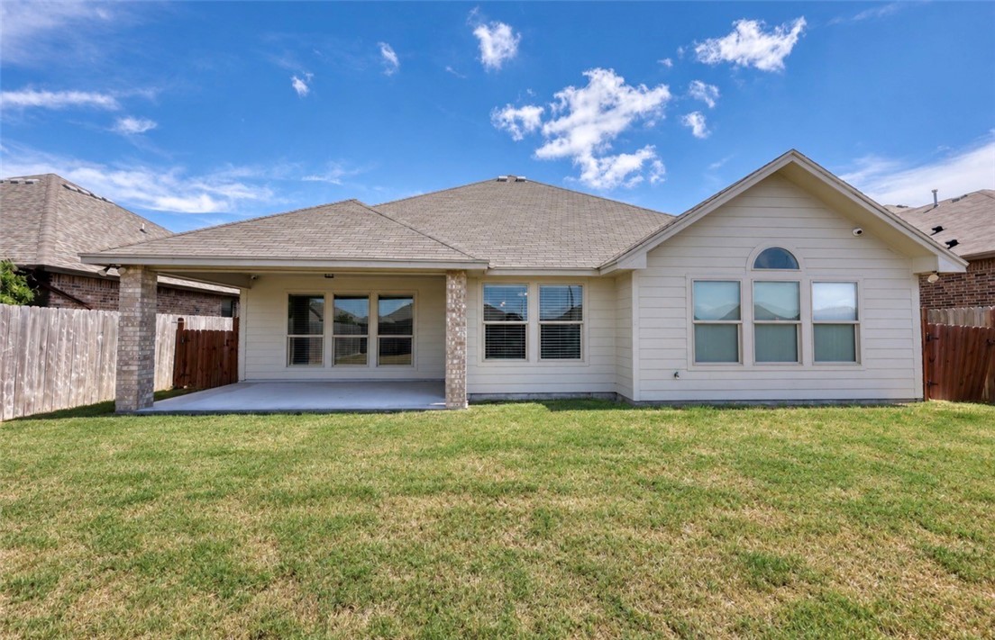 2205 Pajaro Lane Corpus Christi TX 78414