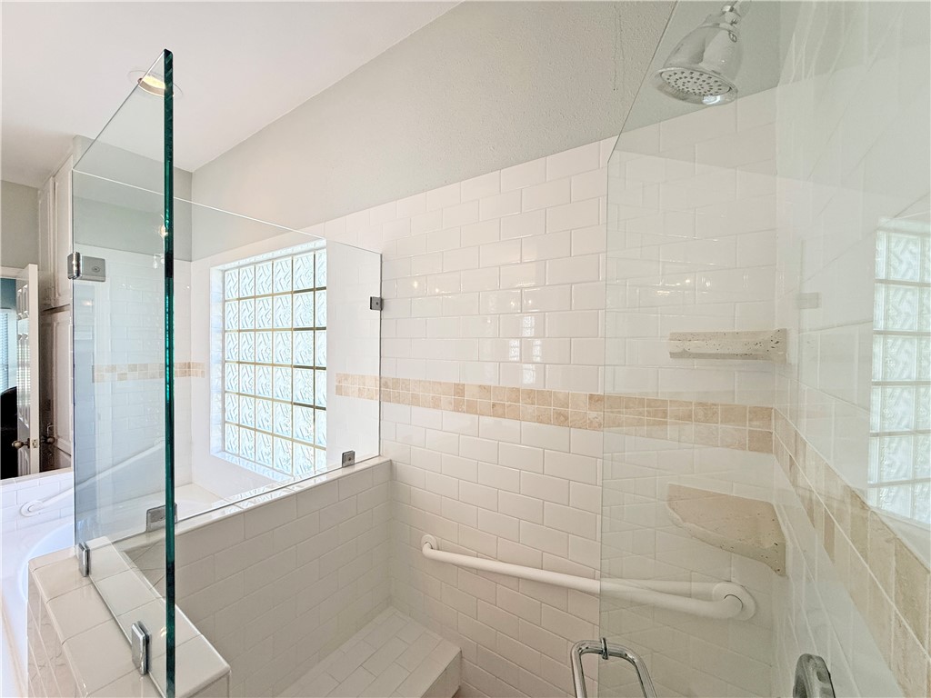 14 Saint Andrews Place Rockport TX 78382