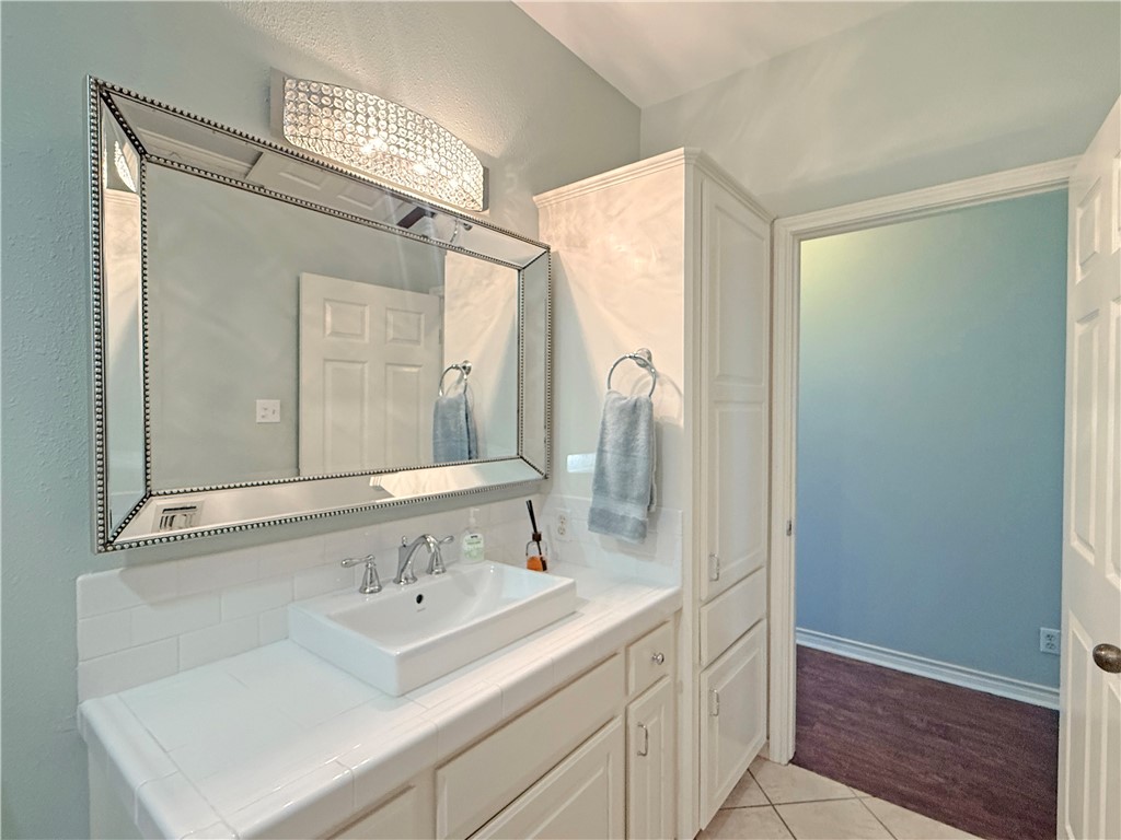 14 Saint Andrews Place Rockport TX 78382